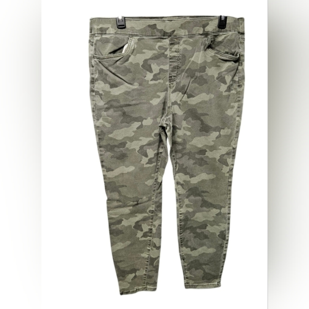 Sonoma Camouflage Women Jeggings